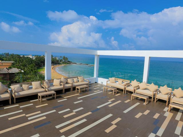 Pandanus Beach Resort & Spa