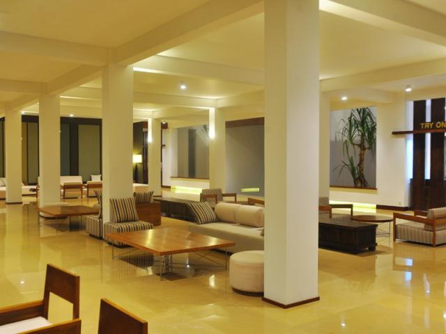 Pandanus Beach Resort & Spa