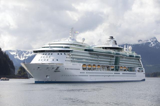 Radiance of the Seas - ÁTKELÉS A PANAMA-CSATORNÁN