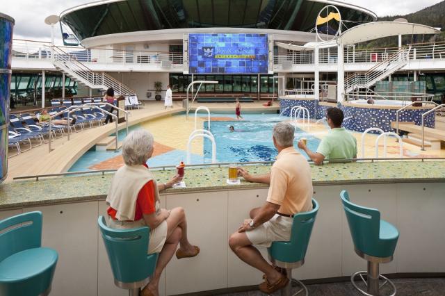 Radiance of the Seas - ÁTKELÉS A PANAMA-CSATORNÁN
