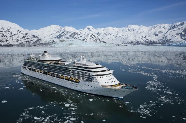 Radiance of the Seas - ÁTKELÉS A PANAMA-CSATORNÁN