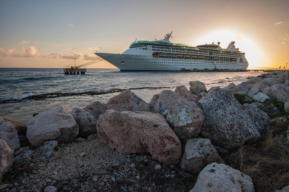 Grandeur Of The Seas - Déli Karib-Szigetek Felfedezése