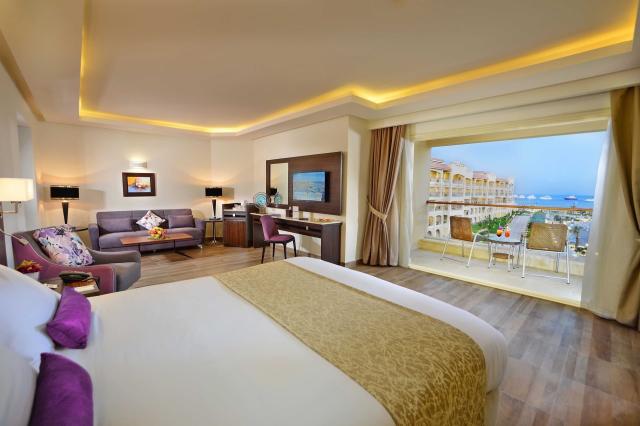  Pickalbatros Albatros White Beach 