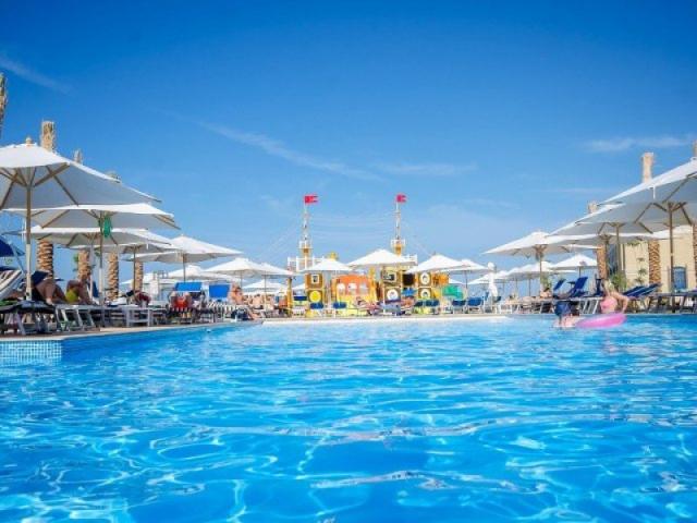 Titanic Royal Resort