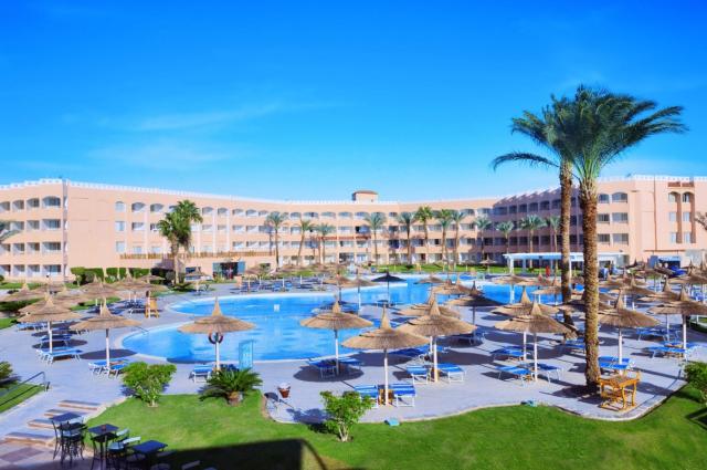 Beach Albatros Resort
