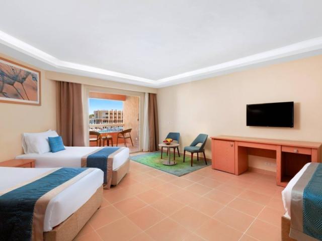 Beach Albatros Resort