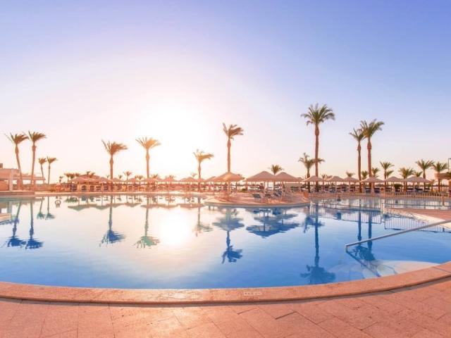 Beach Albatros Resort