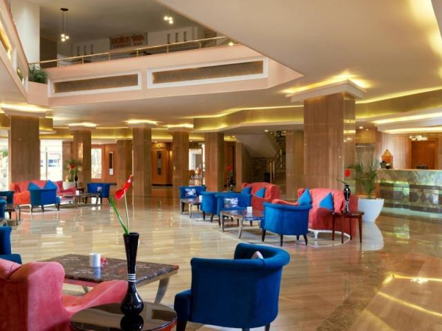 Beach Albatros Resort