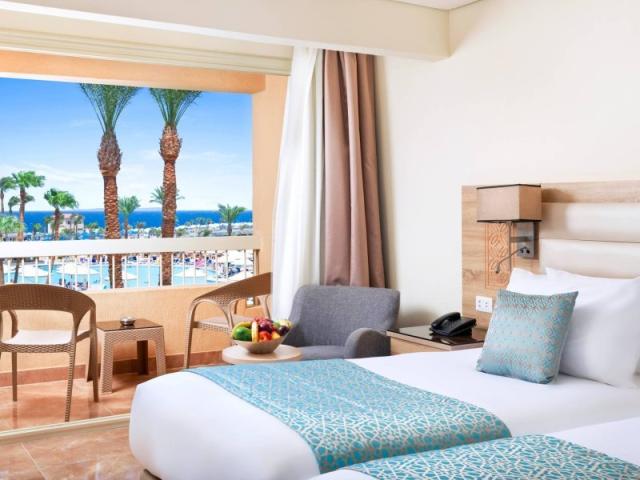 Beach Albatros Resort