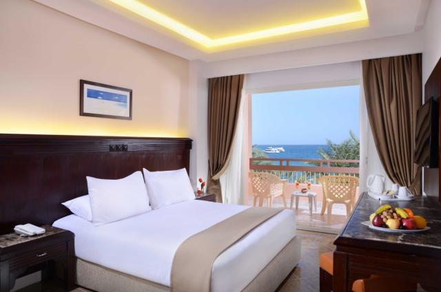 Beach Albatros Resort