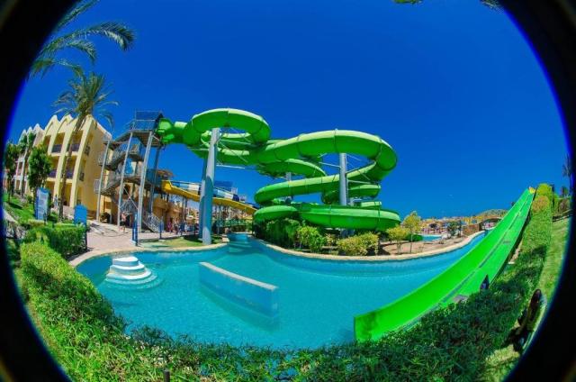 Titanic Beach Spa & Aquapark