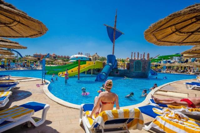 Titanic Beach Spa & Aquapark