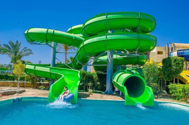 Titanic Beach Spa & Aquapark