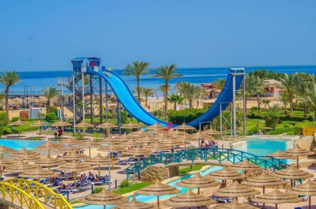Titanic Beach Spa & Aquapark