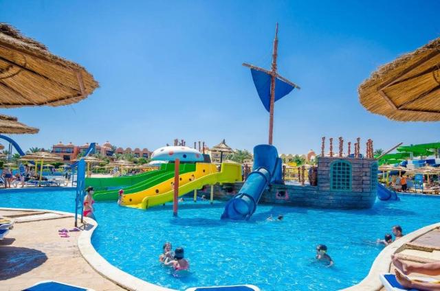 Titanic Beach Spa & Aquapark