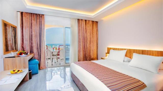 Titanic Beach Spa & Aquapark