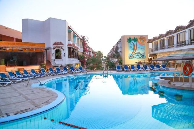 Minamark Beach Resort	