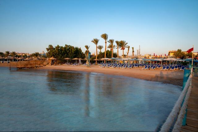 Minamark Beach Resort	