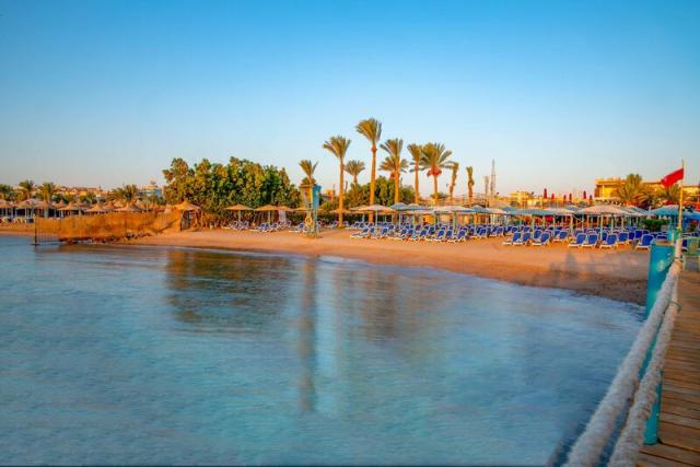 Minamark Beach Resort	