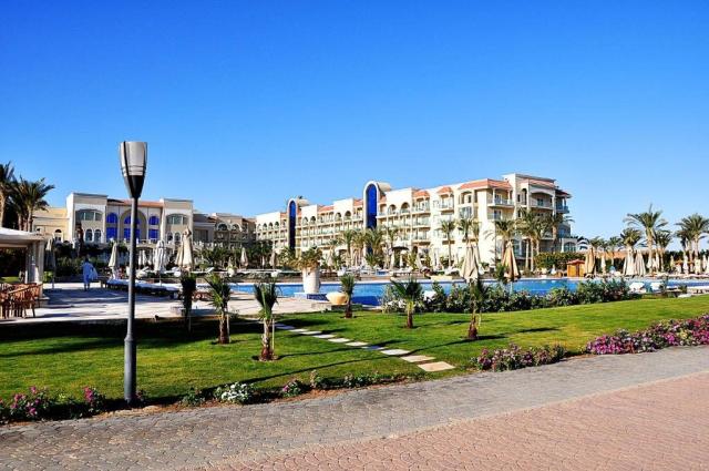 Premier Le Reve Hotel