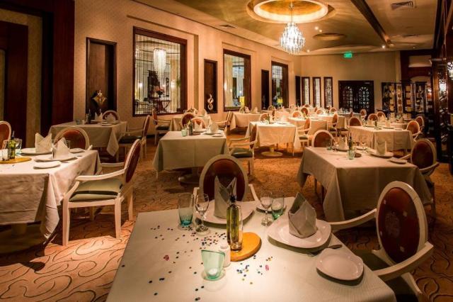 Premier Le Reve Hotel