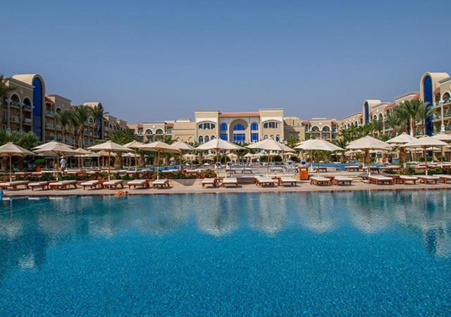 Premier Le Reve Hotel