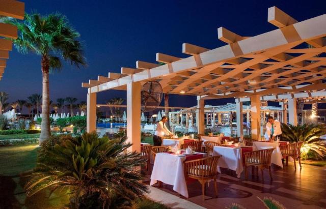 Premier Le Reve Hotel