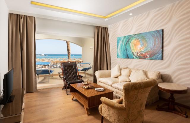  Dana Beach Resort 