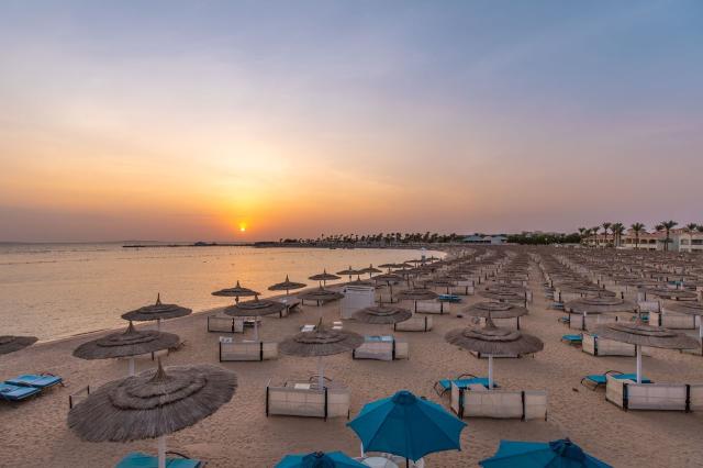  Dana Beach Resort 