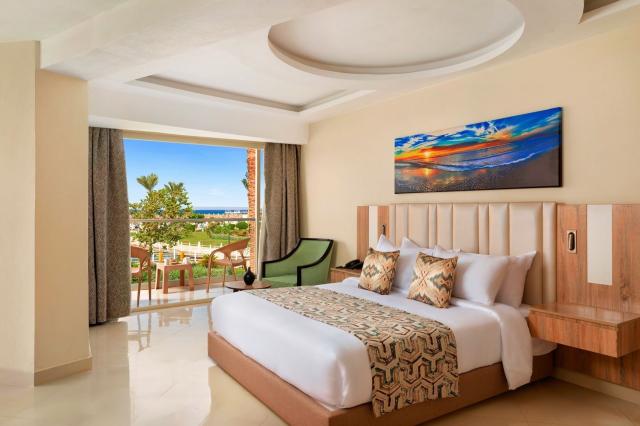 Dana Beach Resort 