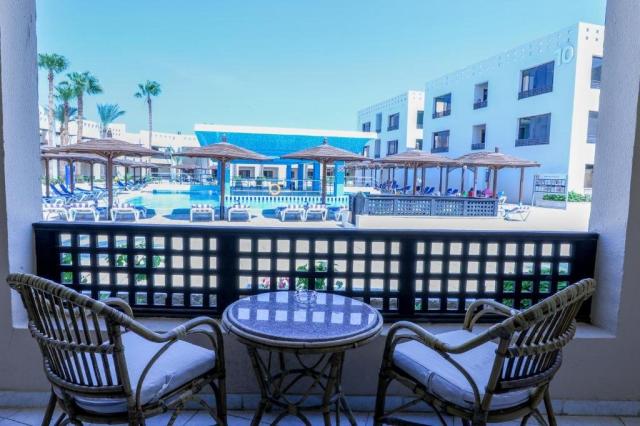 Blend Club Aqua Resort