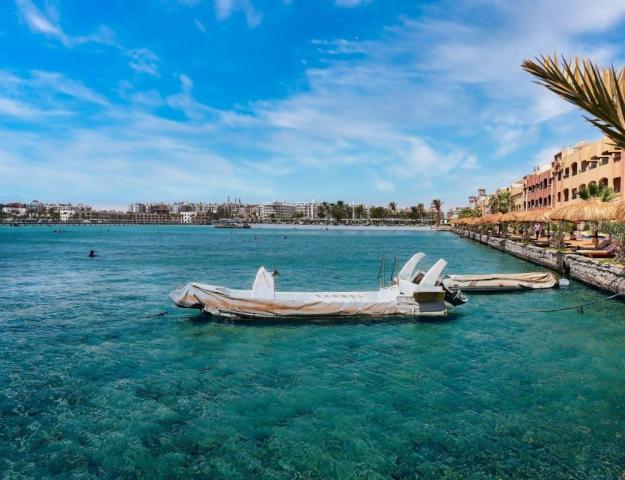 Eagles Downtown Zahabia