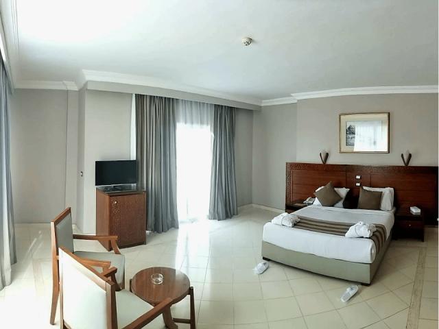 Regina Resort & Aqua Park