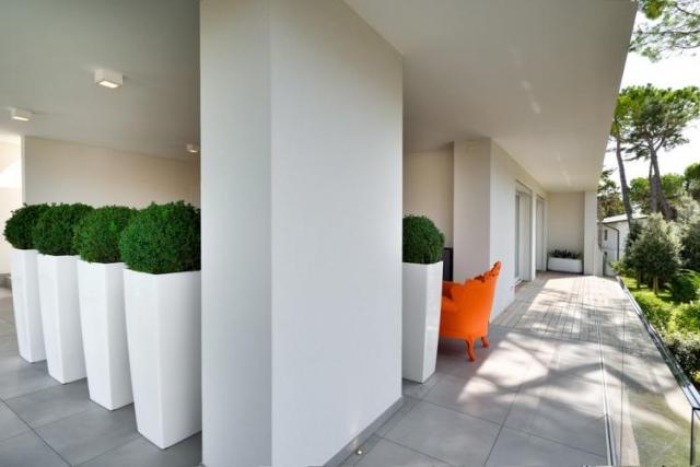 Summer Villas