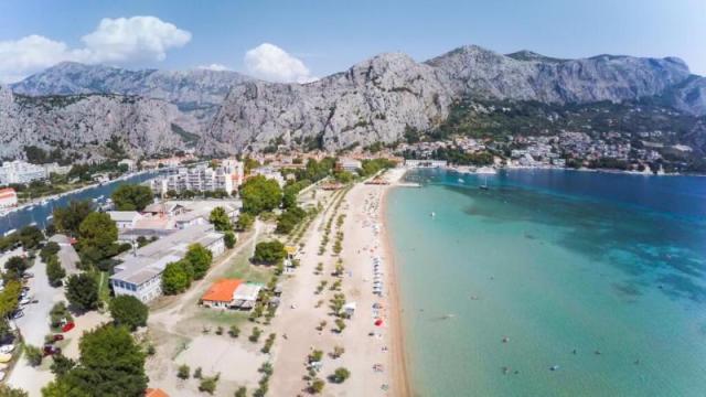 omis varosi strand04.jpg
