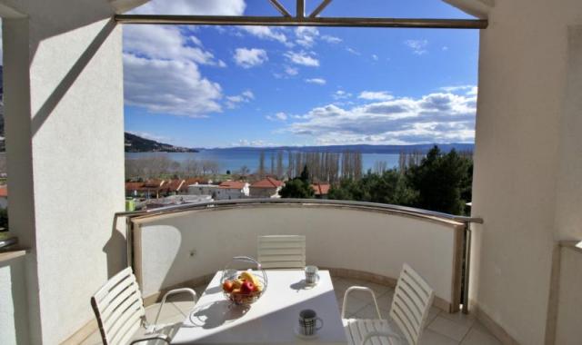 CE6 balkon.jpg