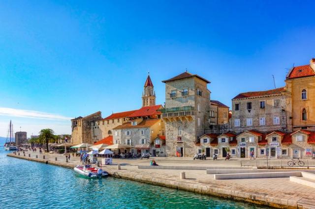 trogir-4166786_1920 (1).jpg