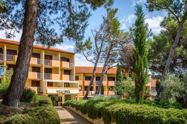 Sunny Hotel