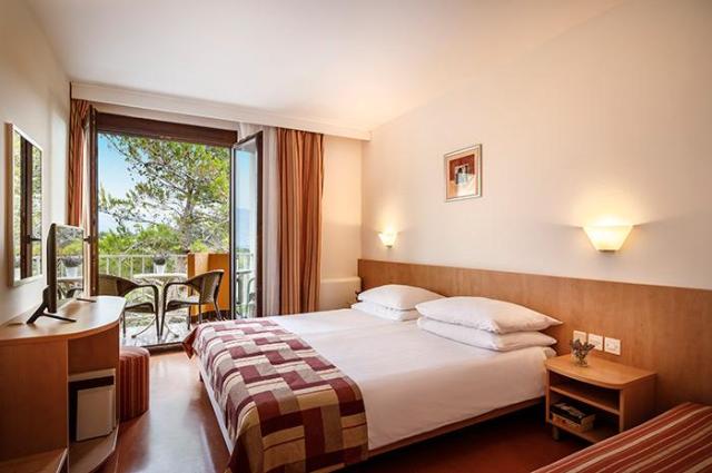 Sunny Hotel
