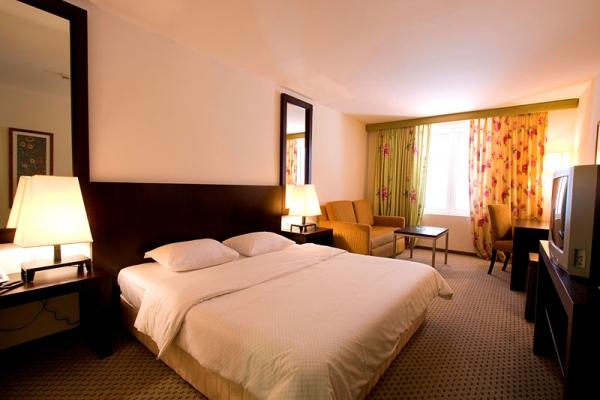Hotel International - Rab Város - Nyaralás Rab-szigeten