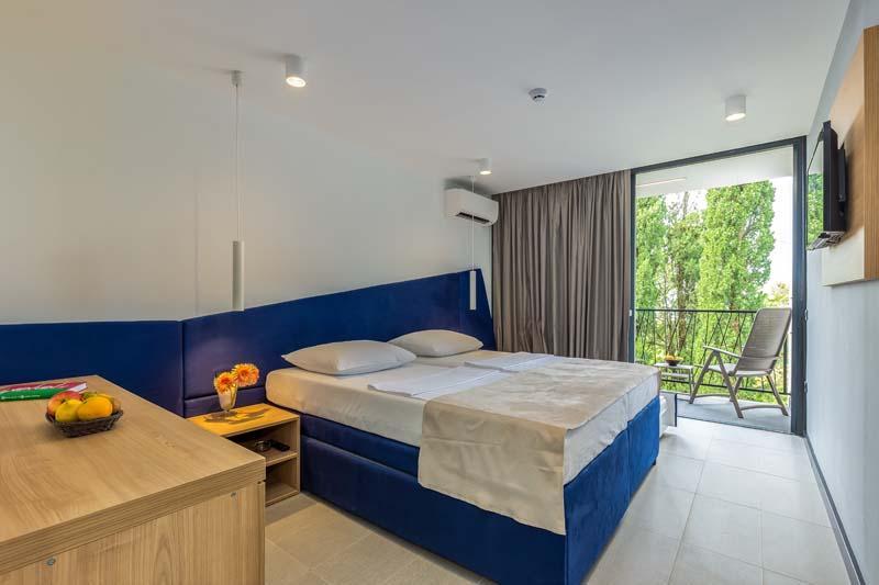Standard ouble room sea side (3).jpg
