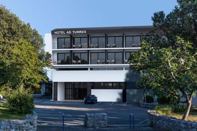 Exterior_hotel Ad Turres (2).jpg