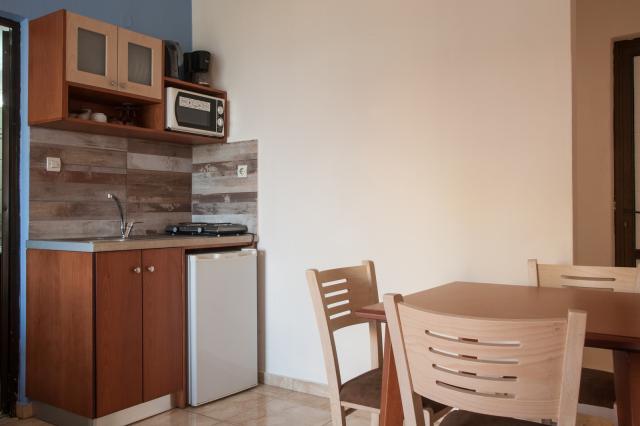 Ekavi Apartments