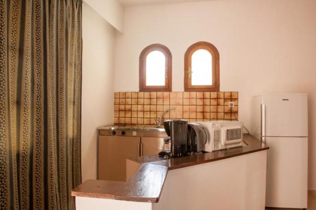 Ekavi Apartments