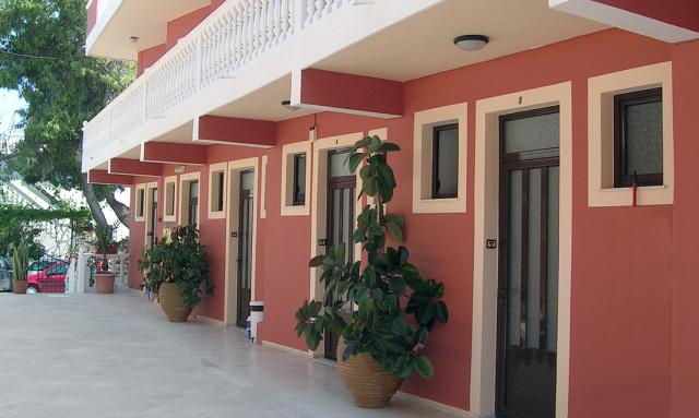 Alex Aparthotel