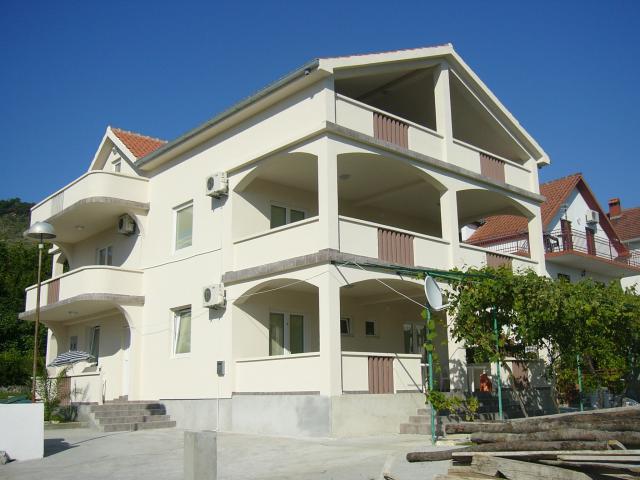 Martin apartmanház - Tivat
