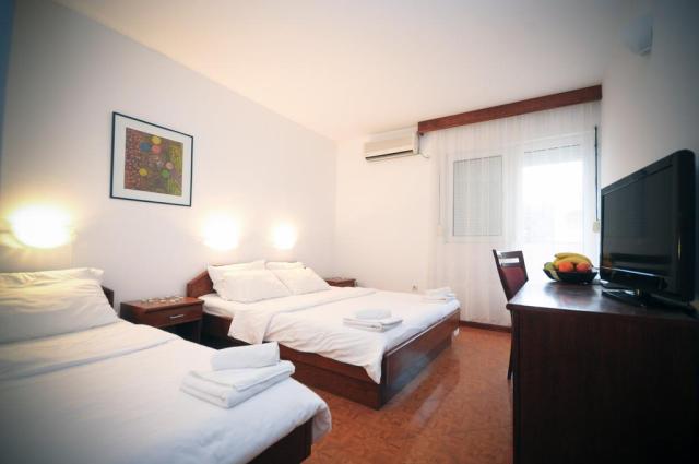 Hotel MB