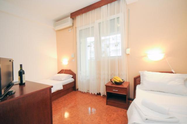 Hotel MB