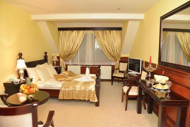 Hotel Zlatnik - Nova
