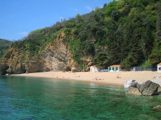 Mogren beach